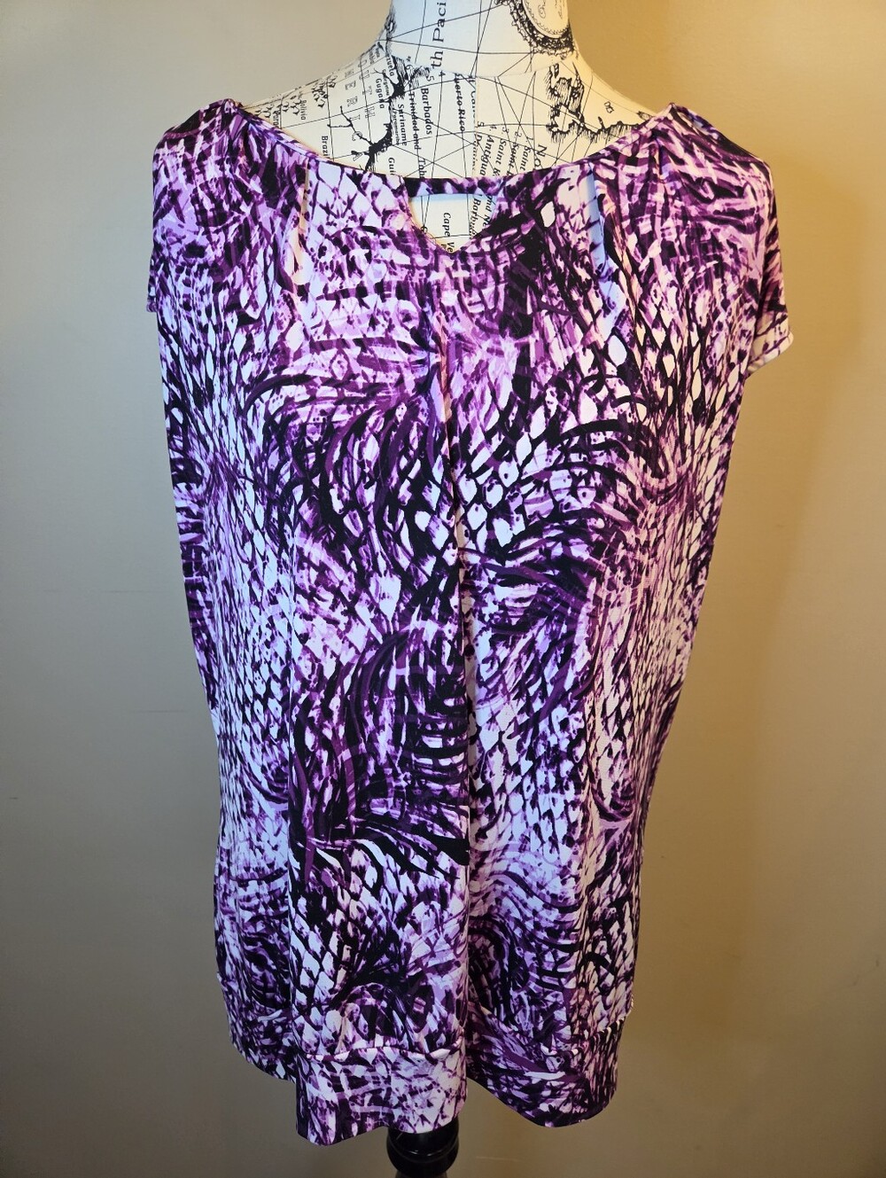 Christopher & Banks XL Blouse Purple Abstract Print Slinky Stretch Banded Hem